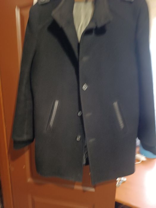 Пальто чоловіче  чорне