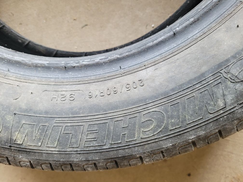 Opony letnie 205/60 R16