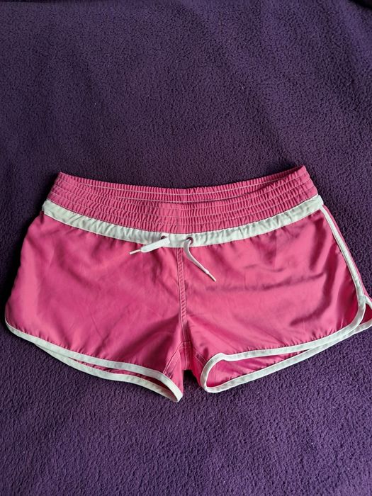 Letnia wyprzedaż. Szorty letnie firmy Rotate.