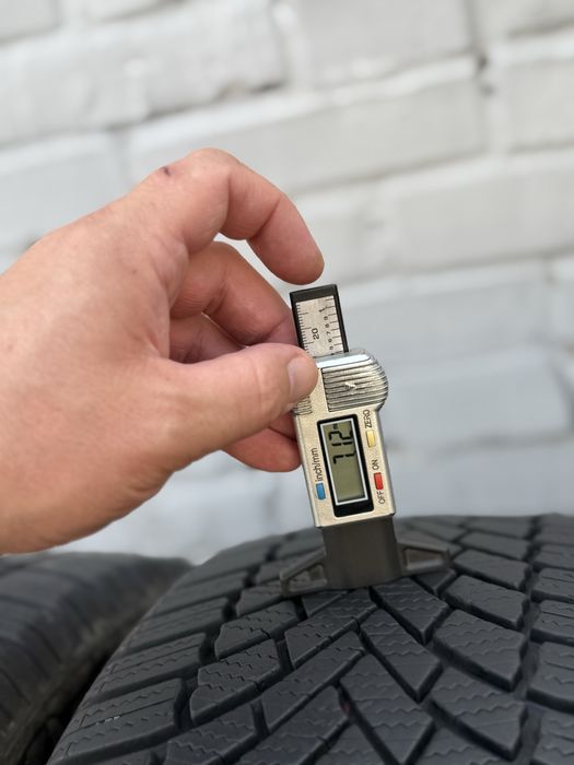 Топова шина‼️Bridgestone Blizzak lm005 98Н 215/55 r17 7.4мм 2023рік