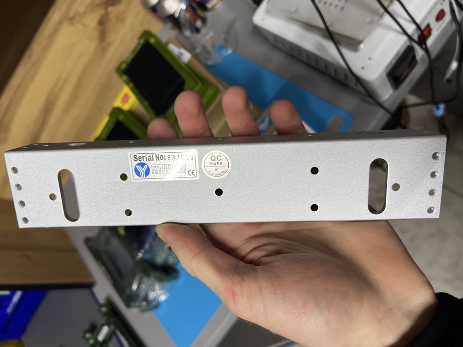 Кутник Yli Electronic MBK-280NL монтажний 400