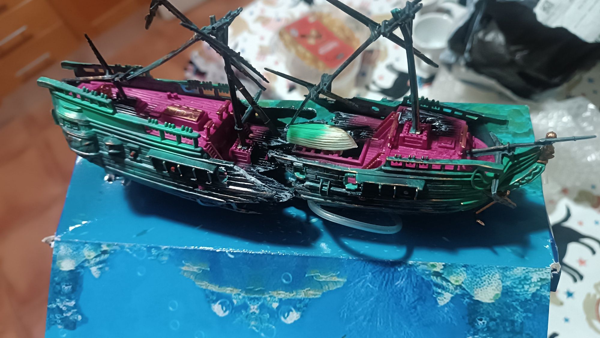 Barco decoração de aquário com ligação a filtro de ar