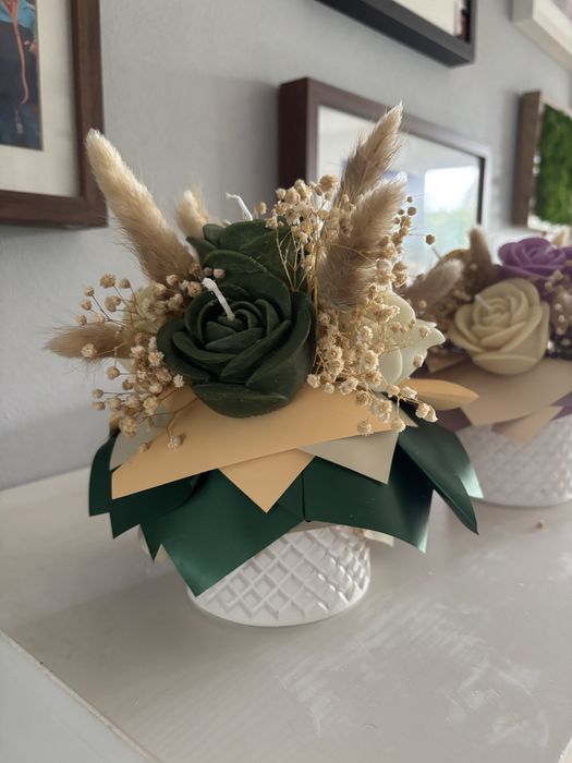 Bukiet z kwiatów woskowych i naturalnych – eco dekoracja