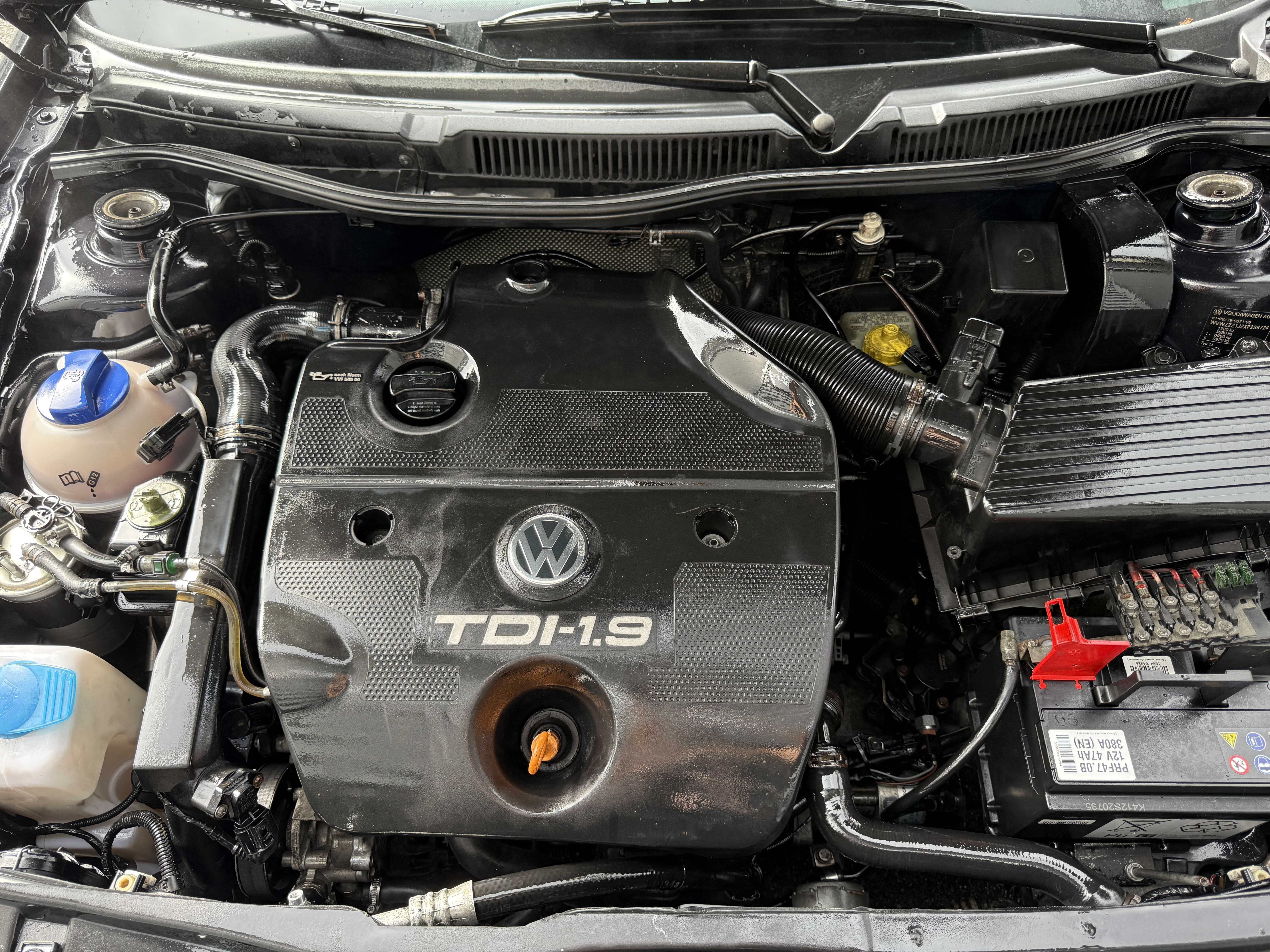 VOLKSWAGEN GOLF IV 1.9 TDI 130.CV