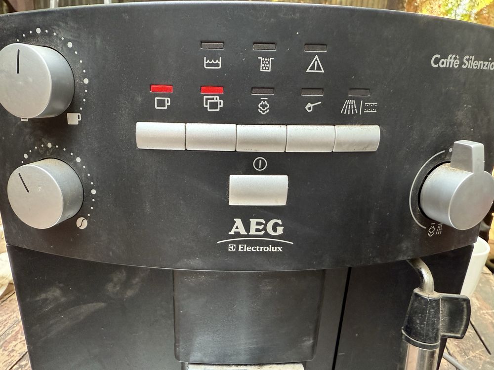 Ekspres cisnieniowy Aeg caffe silenzio USZKODZONY DE longhi Krups