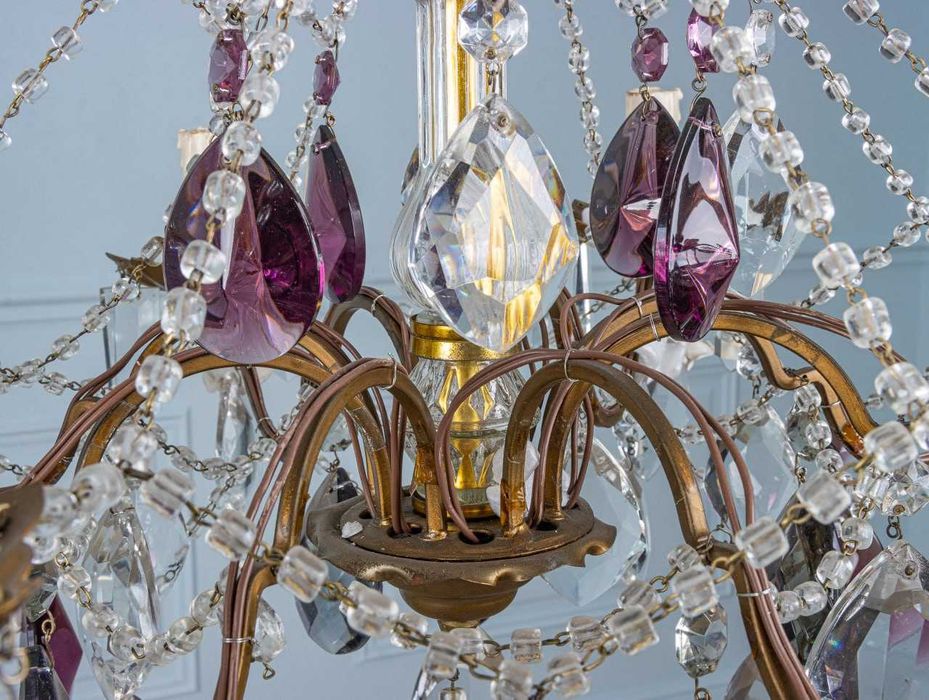 Пара вінтажних кришталевих люстр