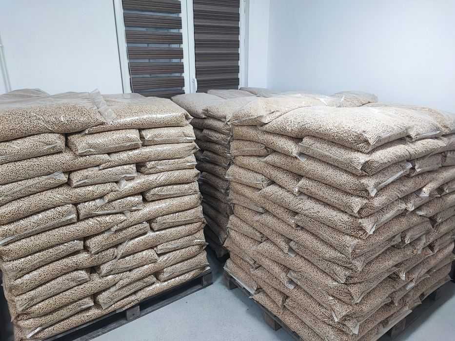 Pellet A1 bukowy. BUKOWY LAS