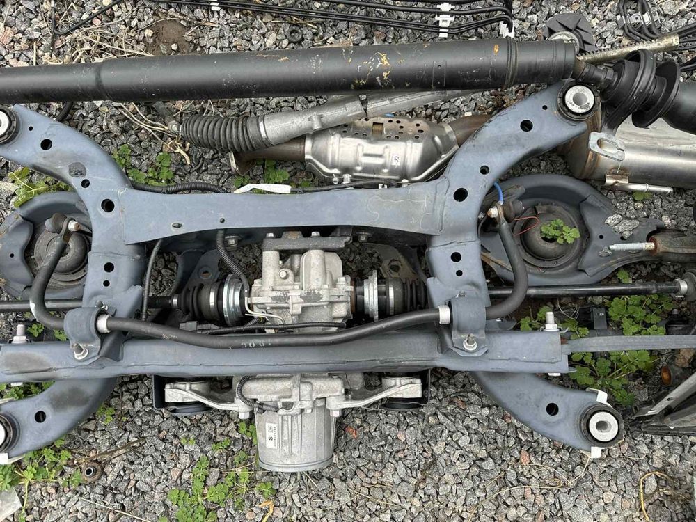 Подрамник в сборе с редуктором и рычагами Mazda CX5 CX9 CX30 CX3 3 BP