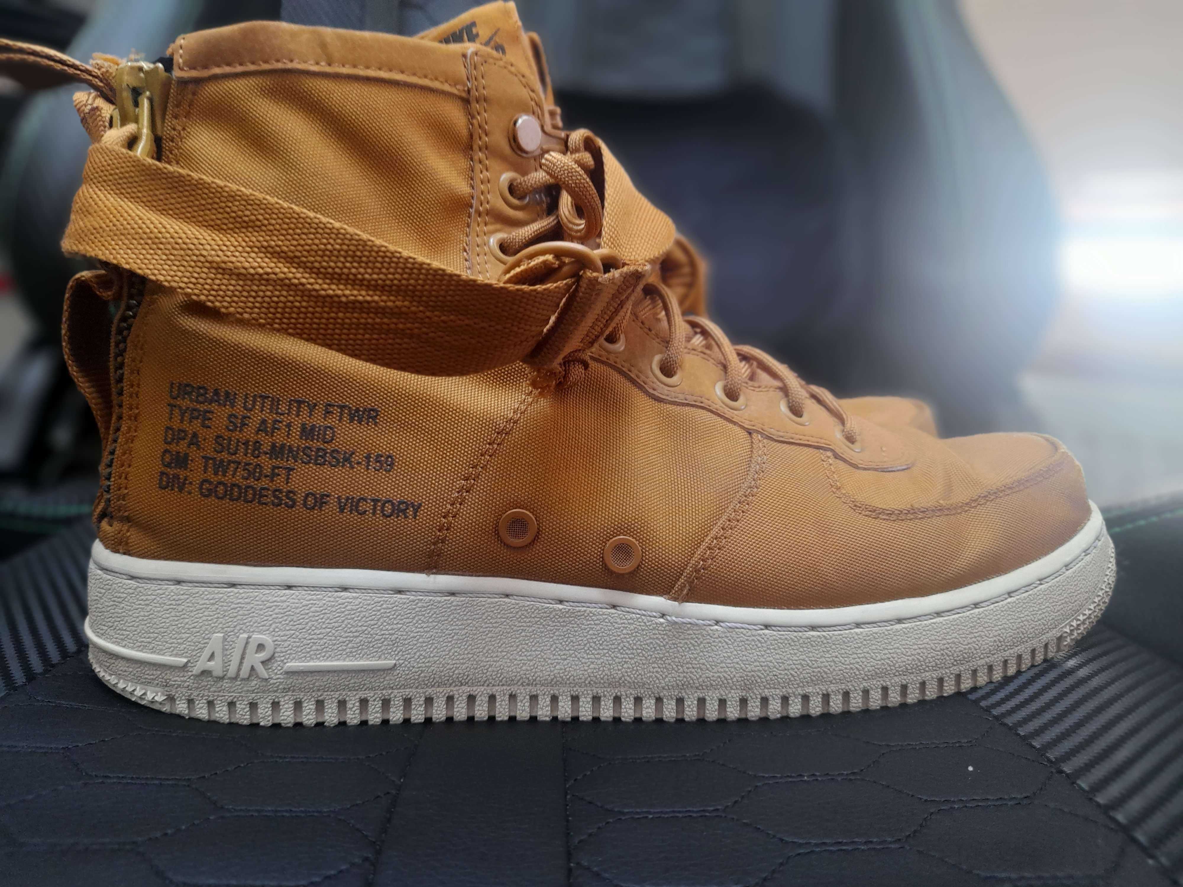 Nike Sf Air Force Mid Brown