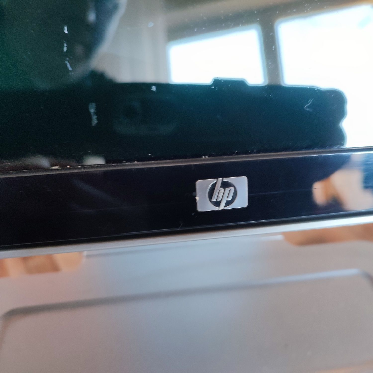 Monitor 22" do komputera PC HP W2216V