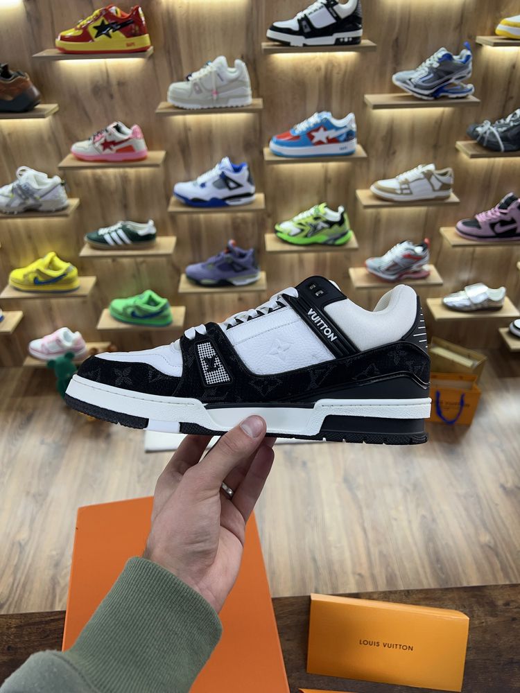Кросівки Louis Vuitton Trainer LV Monogram Black / White