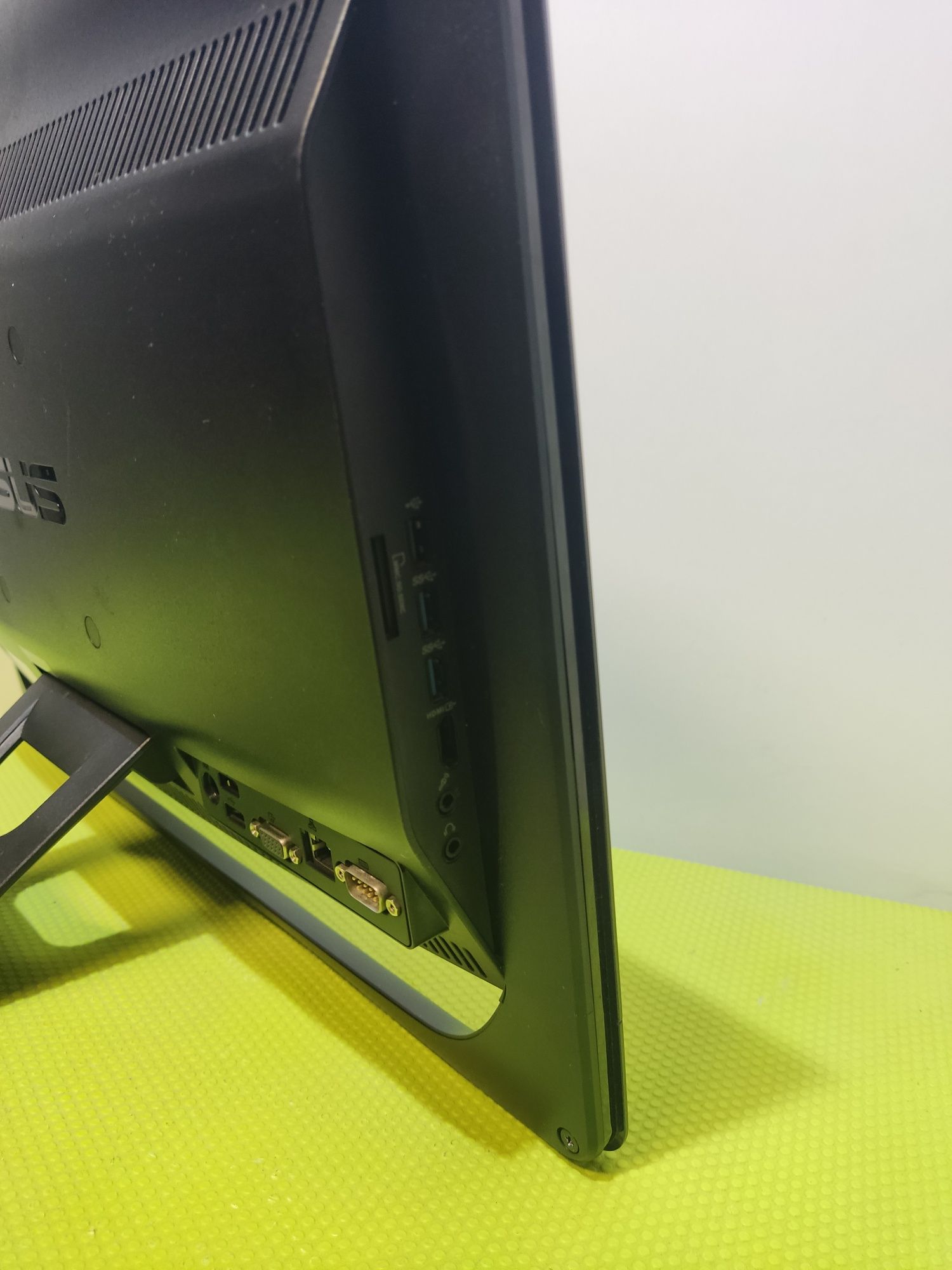 Потужний моноблок на Core i5 ASUS  8 гб/ 240ГБ SSD COM порт! гарантія!