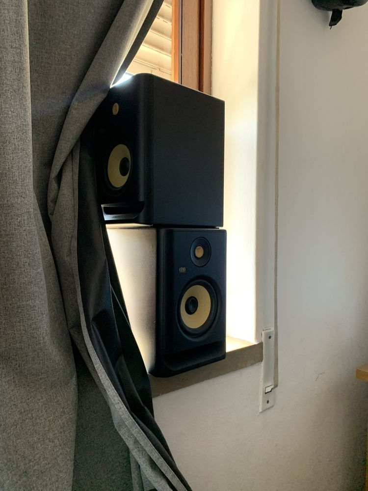 Colunas KRK ROKIT5