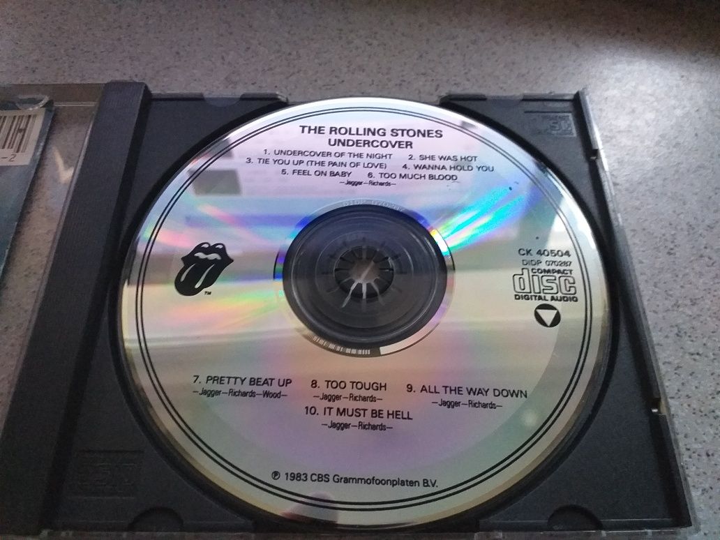 CD Rolling Stones Undercover CBS Records Canada Ltd. CK 40504