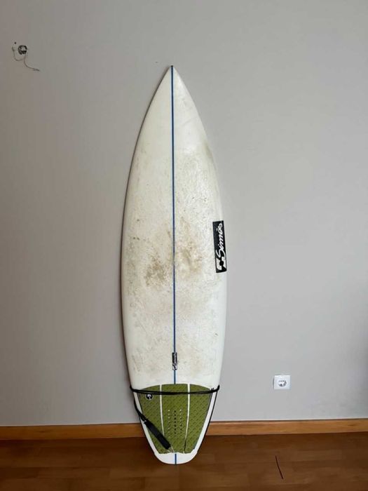 Pack com 7 Pranchas de Surf por €450 (inclui todas as pranchas)