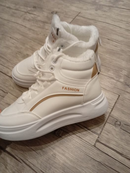 Buty ocieplane  nowy