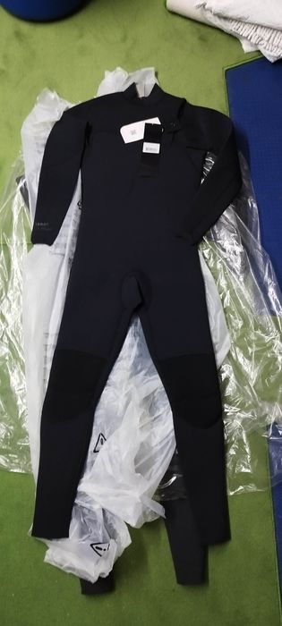 Fatos surf novo wetsuit  5.4.3 * últimas unidades