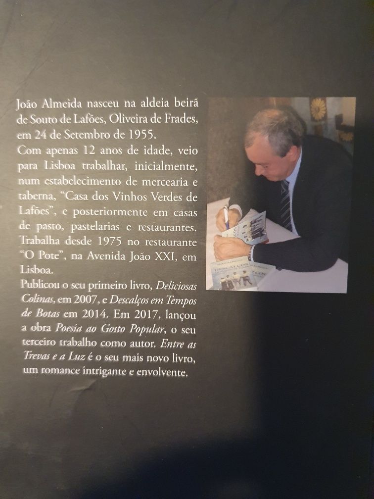 Entre as Trevas e a Luz de João Almeida