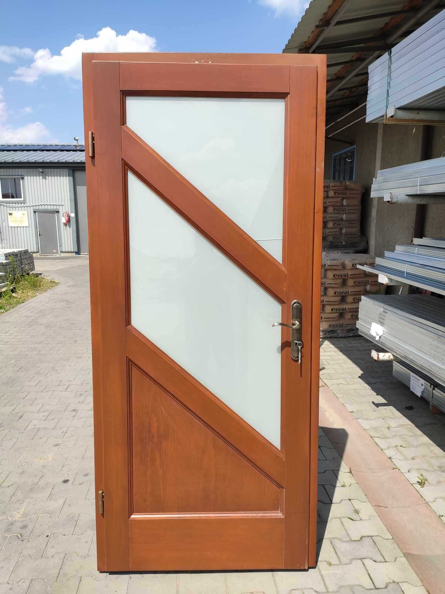 Drzwi drewniane z szybą 80 lewe z ościeżnicą
