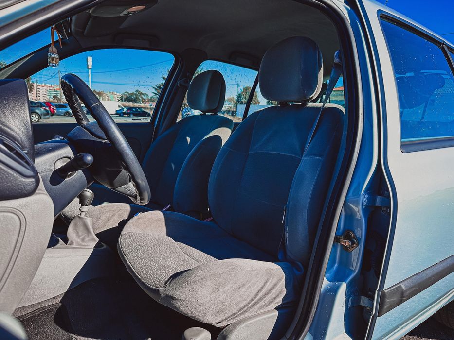 VW Polo 1.2 Gasolina
