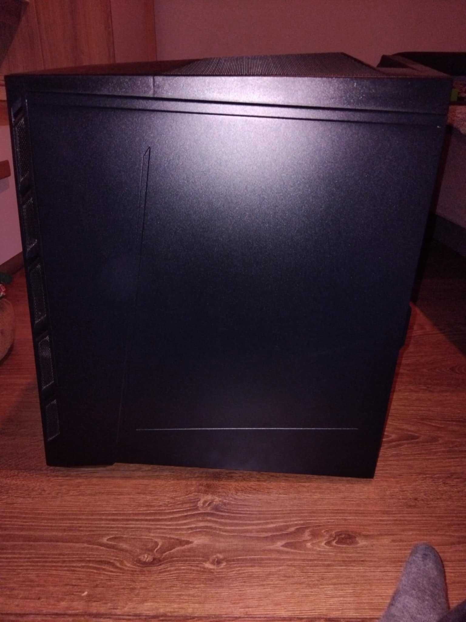 Komputer MSI w bardzo dobrym stanie