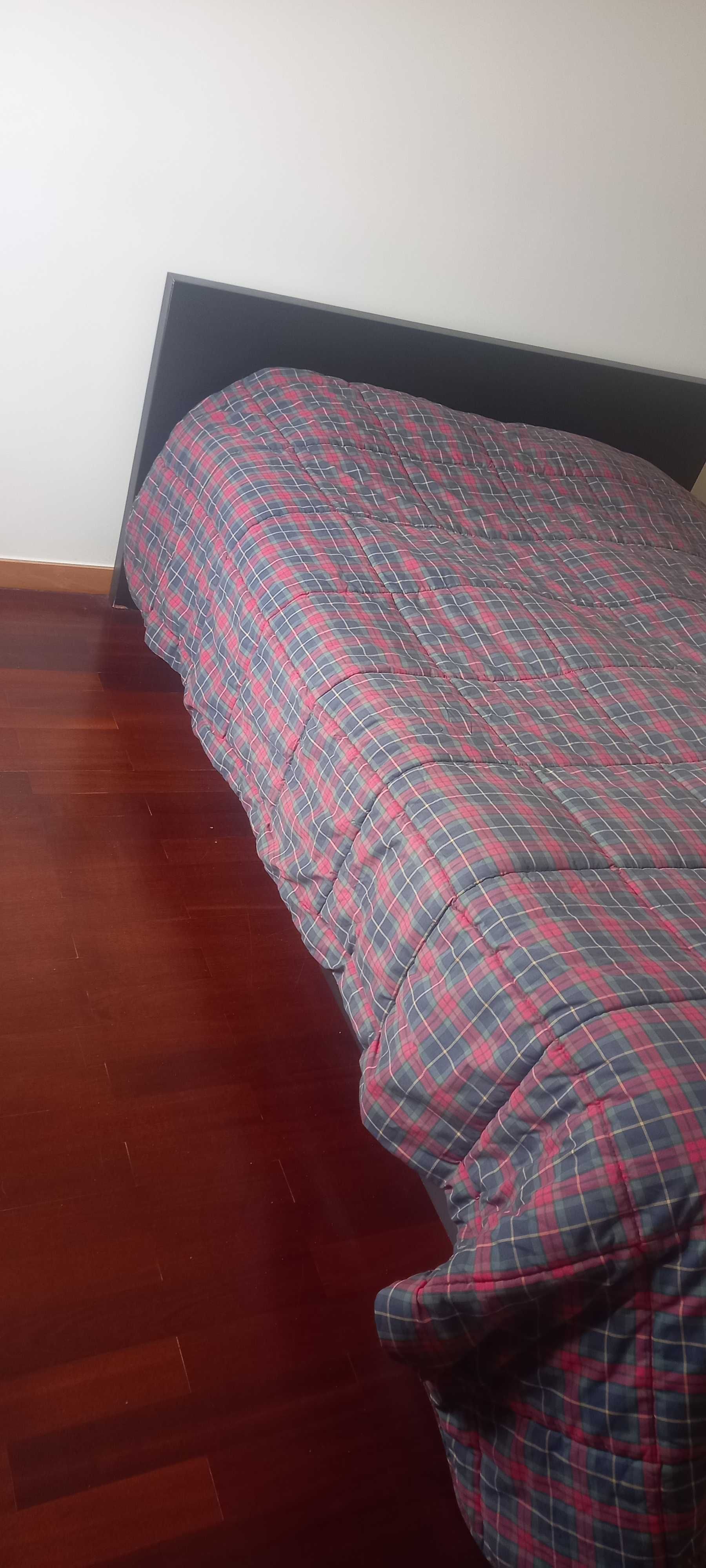 Cama Ikea Malm c Estrado e Colchão