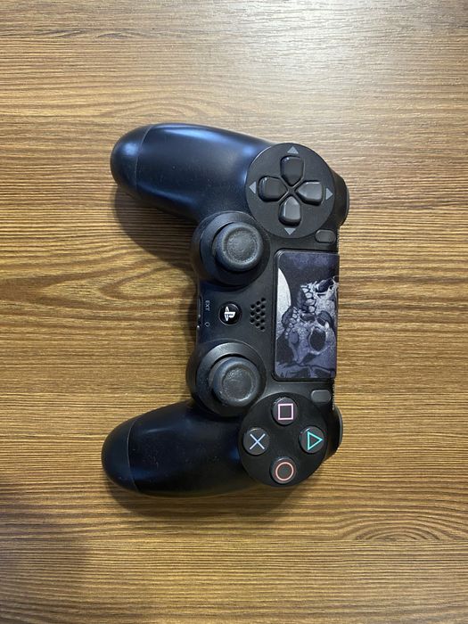 Продам пс4 слім 1тб 6.72