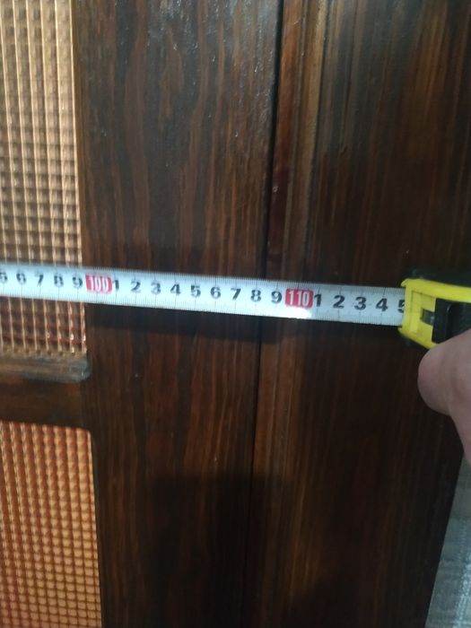 Двері міжкімнатні з коробкою та лиштвою . .