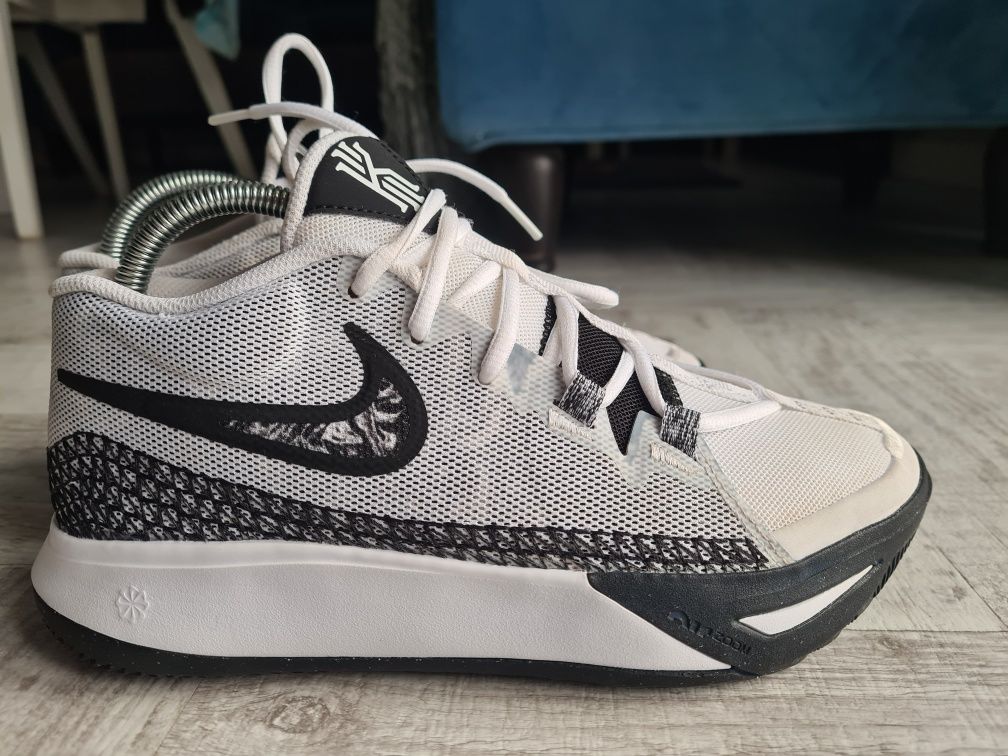 Nike kyrie flytrap 6
