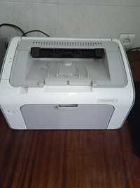 Лазерный принтер HP 1102