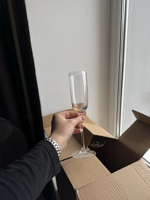 Скляні бокали для шампанського/білого вина