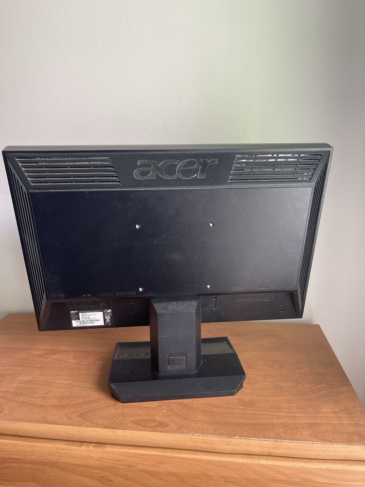 Monitor acer 19 calowy