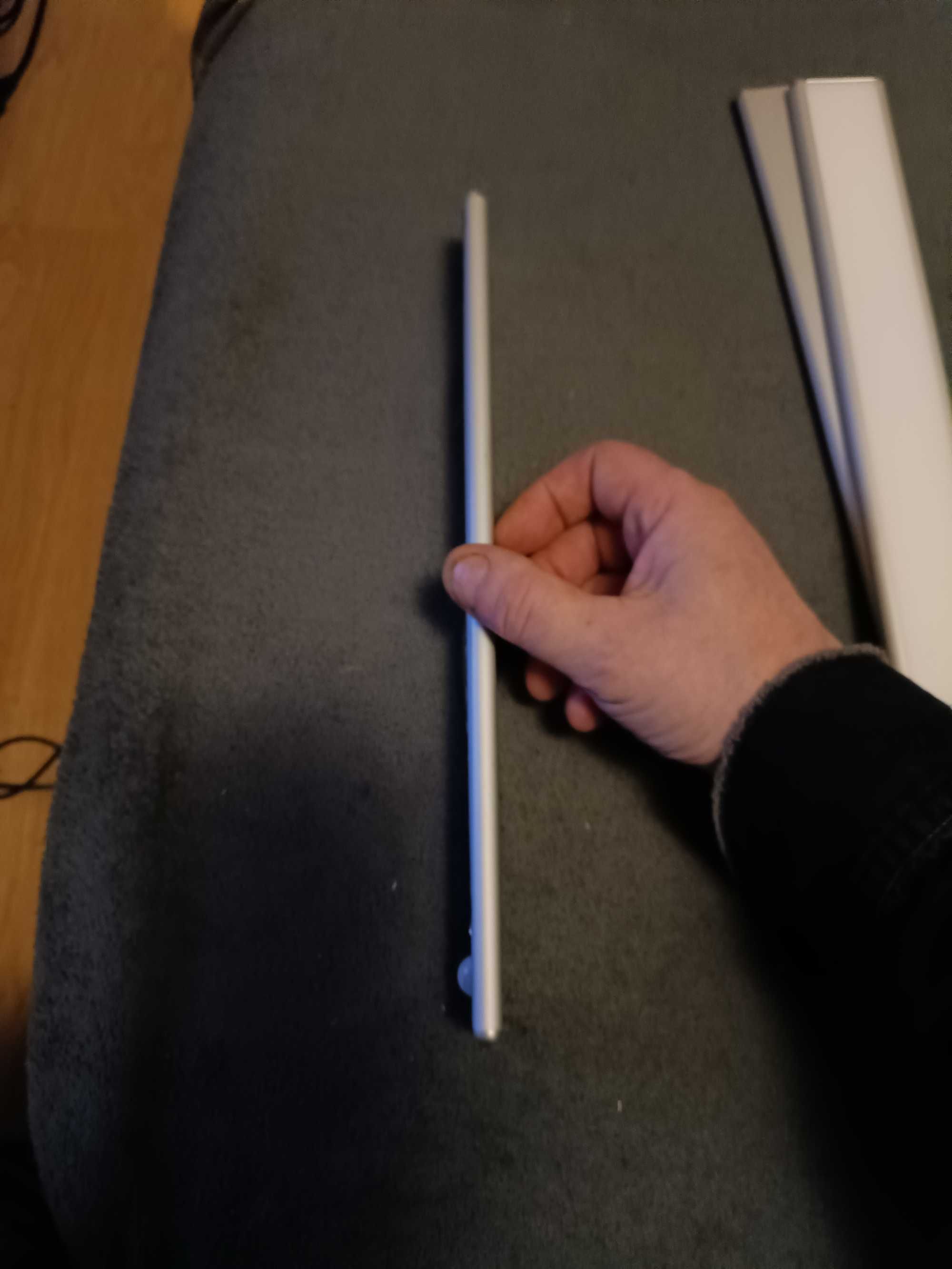 Lampa czujnik ruchu magnes LED listwa oświetlenie 30cm akumulator USB