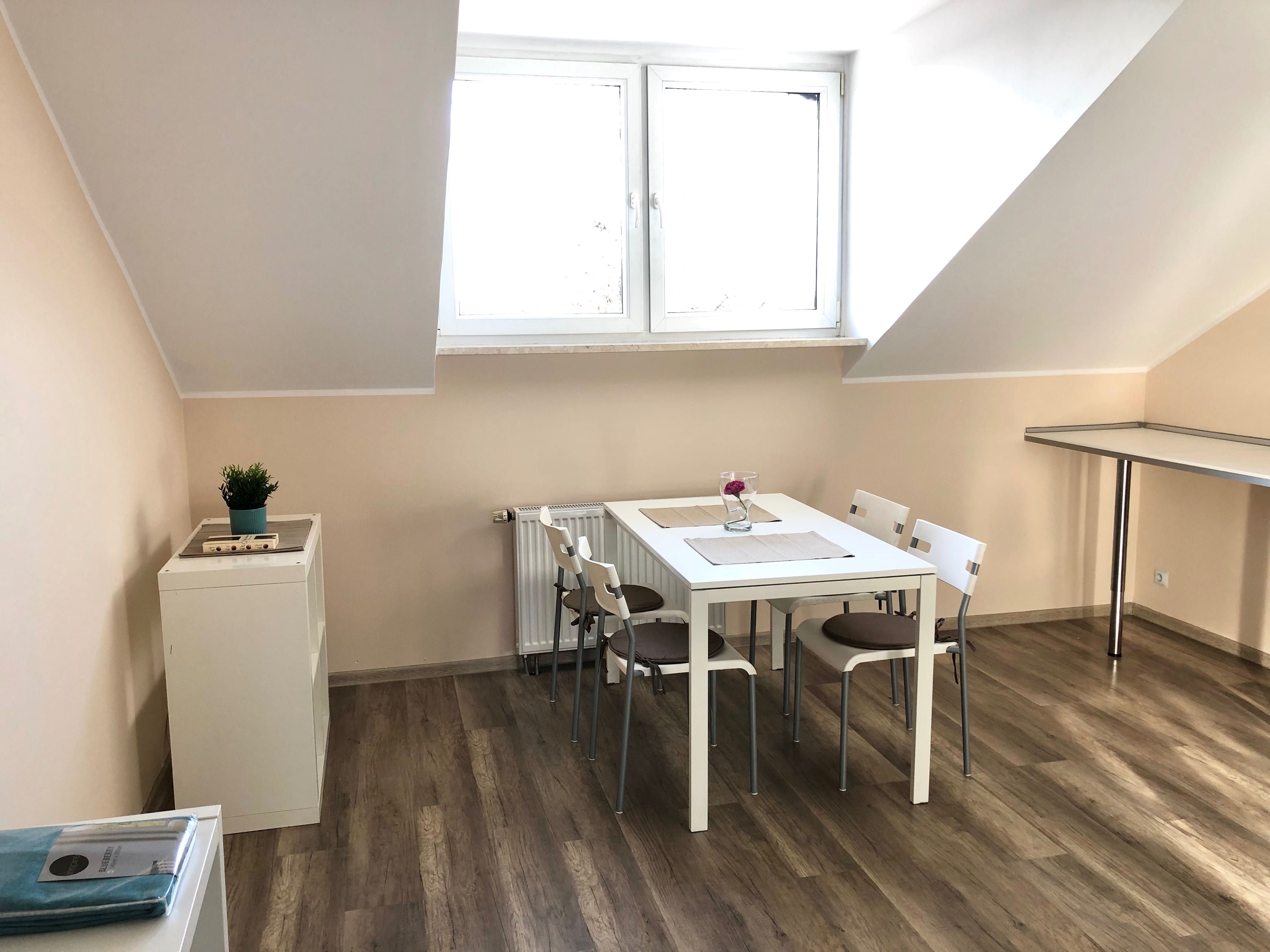 Sprzedam M3 46m2+30m2 piwnica/biuro centrum Zakroczym lotnisko Modlin