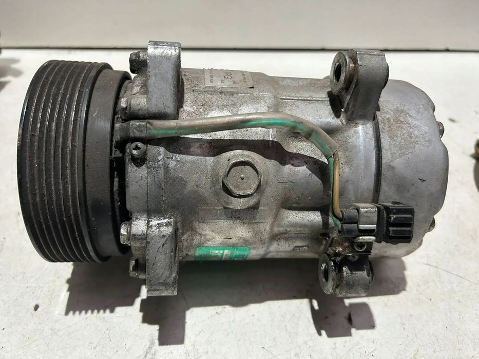 Kompresor klimatyzacji Volkswagen Transporter - Caravelle T4