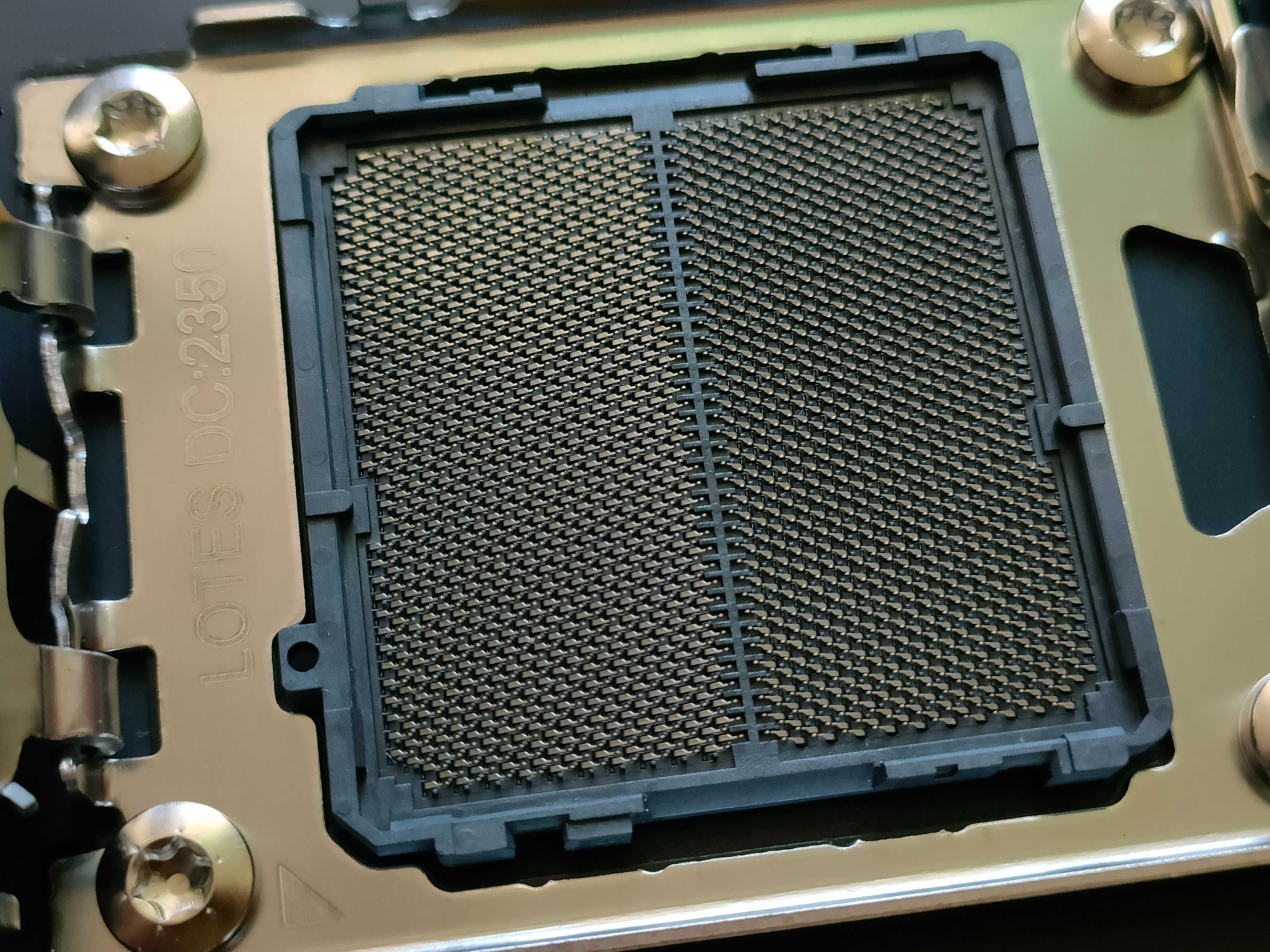 Gigabyte X670 AORUS ELITE AX