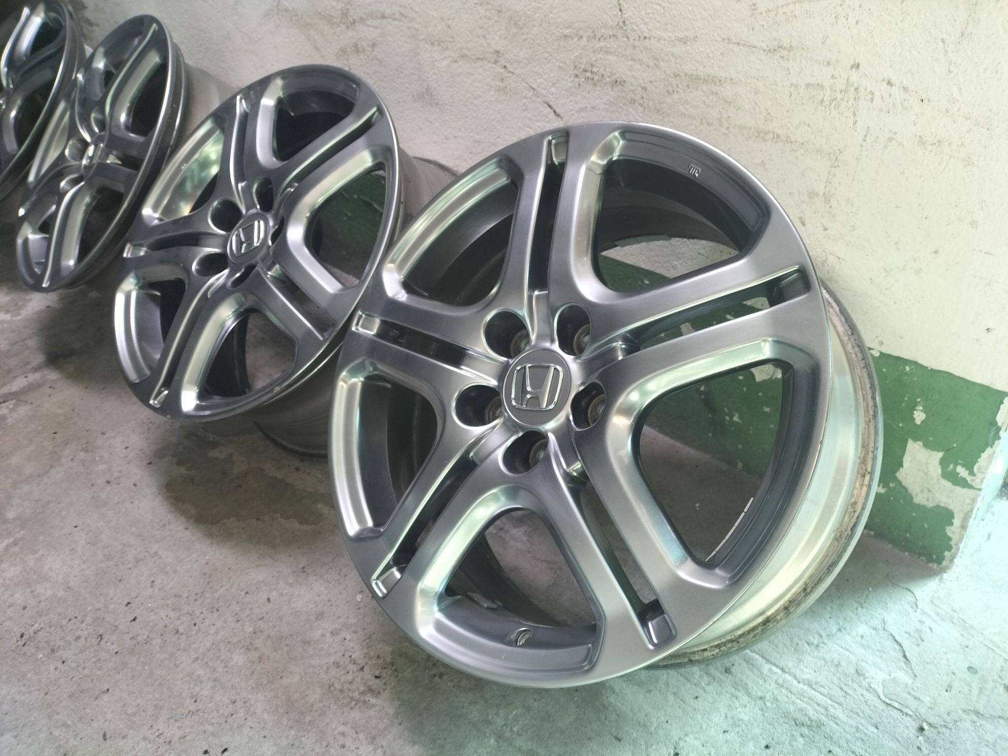 Felgi aluminiowe 18 cali 5x114.3 Honda