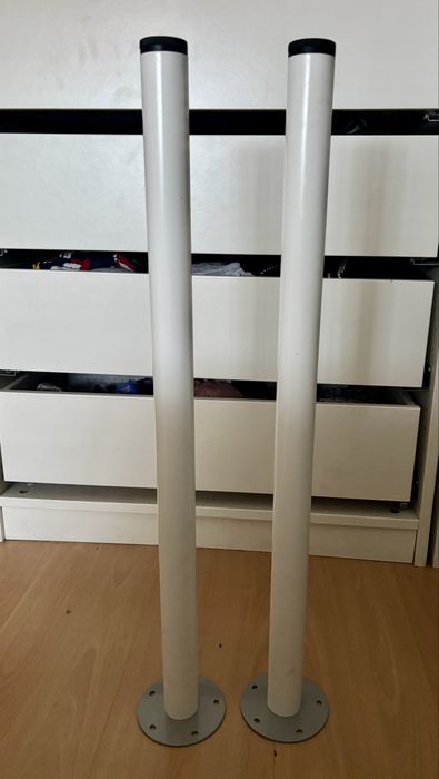 Pés para secretaria Ikea