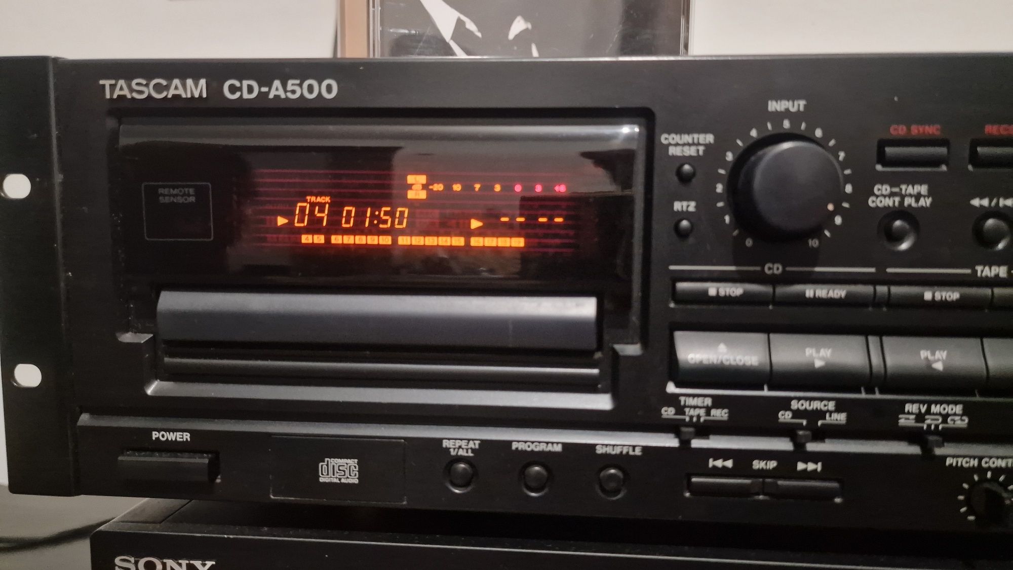 TASCAM CD-A500 - CD / Cassete Profissional