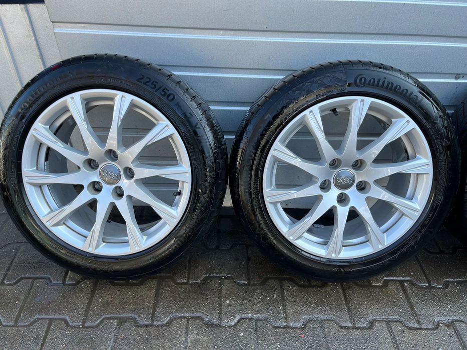 KOMPLET FELG FELGI  5X112 17 7,5J X17 ET 38 8W0601025C