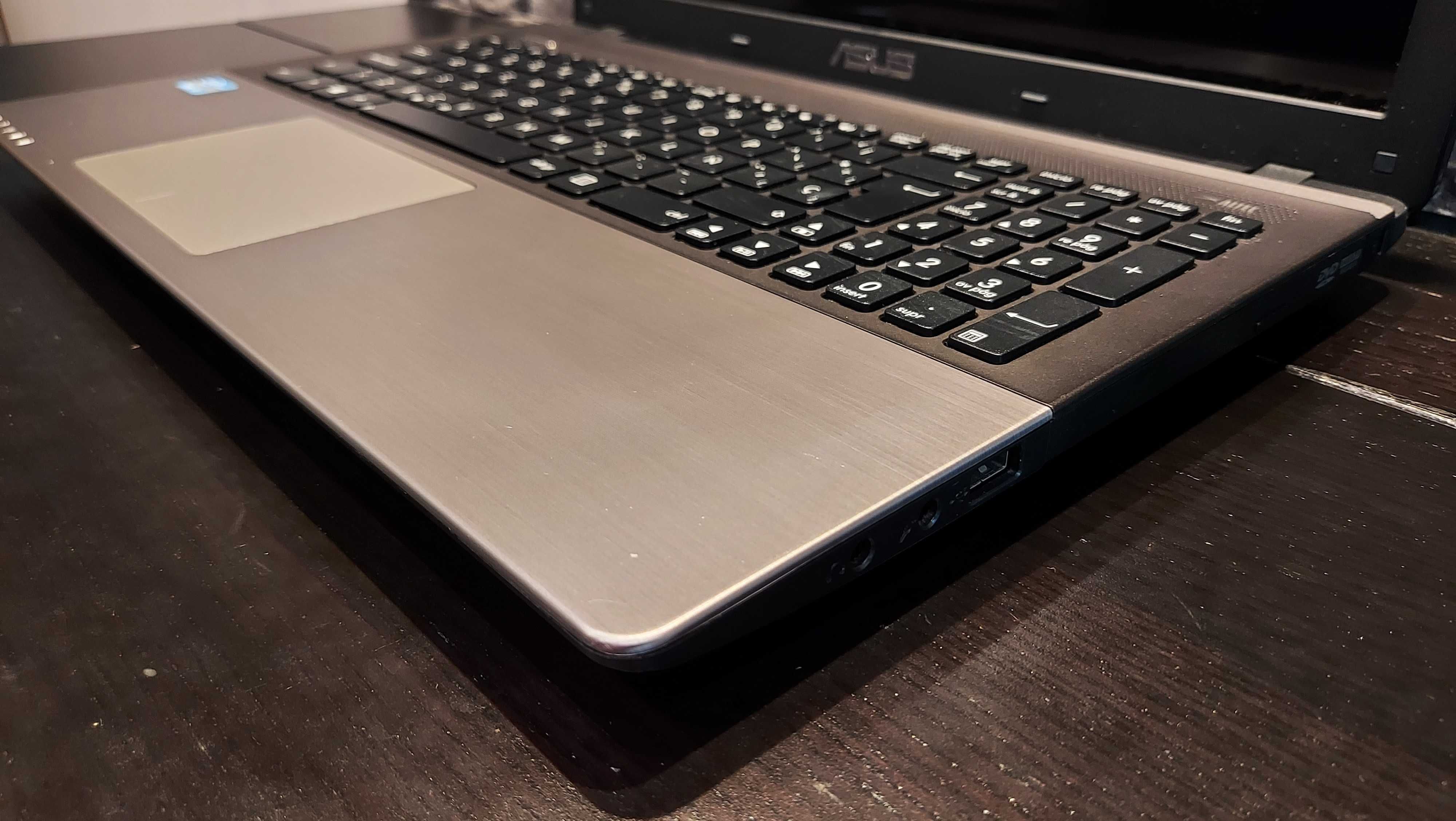 Mocny ASUS 17" i7 16GB IPS SSD500GB- Win11 Office GRY