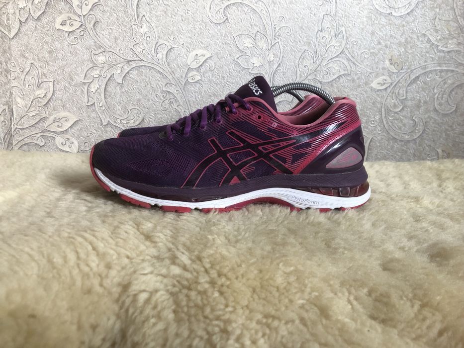 Оригінал кросівки Asics Gel Nimbus 20 біг волейбол 41,5 41 26 25,5