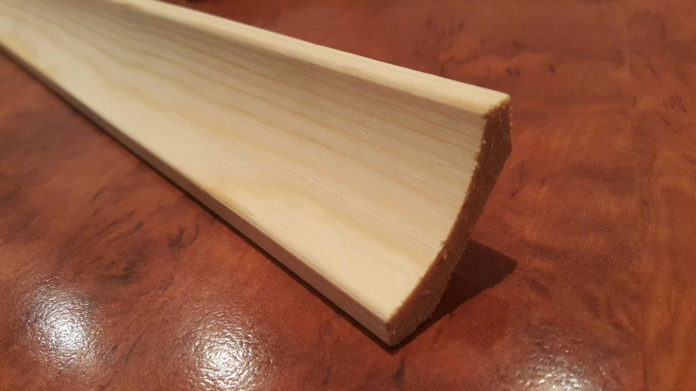 Listwa przypodłogowa drewniana 30x30 mm wklesla gładka do sauny