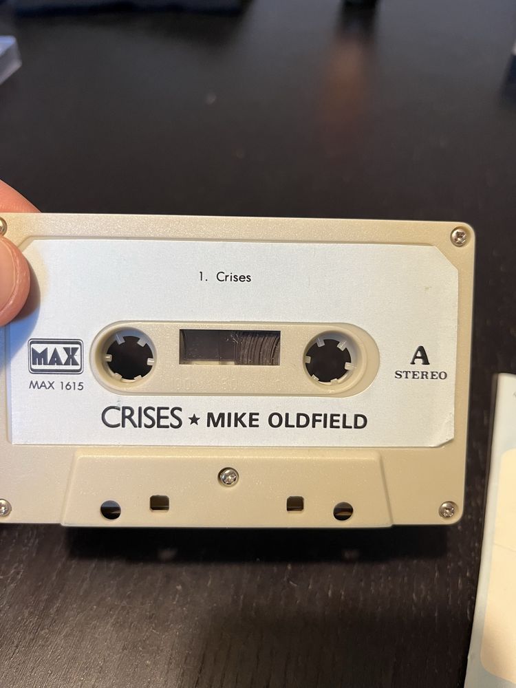 Crises mike oldfield kaseta unofficial