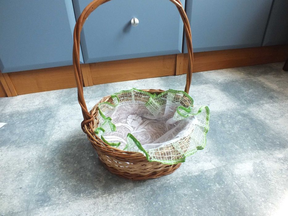 zestaw koszyk wiklina święconka Wielkanoc serwetka koszyczek 34cm prl