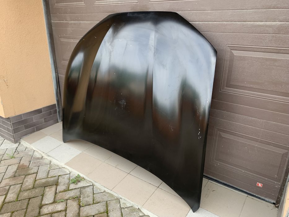 Ford Mustang Mach E капот