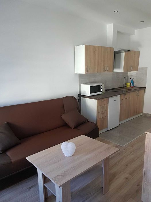 Kawalerka Centrum Racławicka 10 24m całkowity koszt 1850zł.