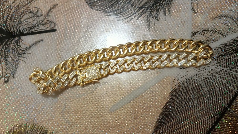 Ошейник для средних и мелких пород