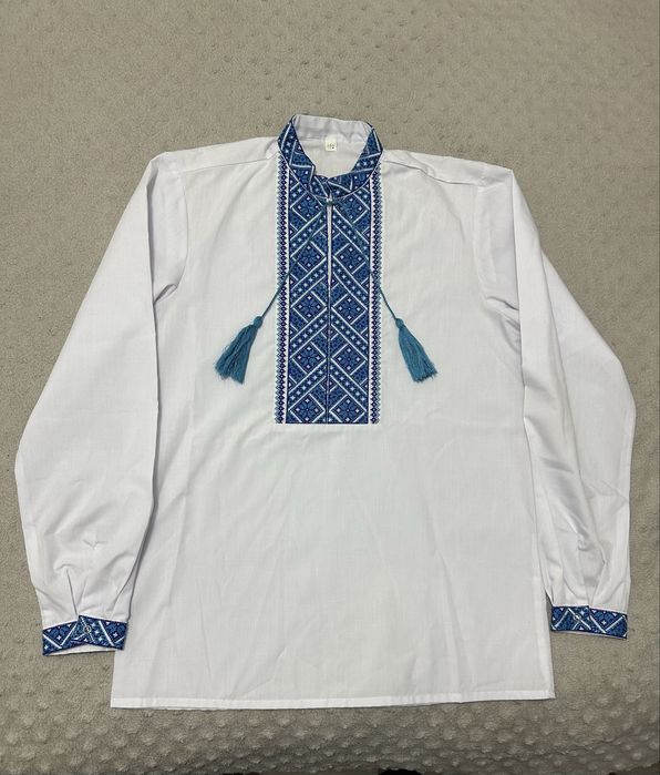 Продам мужскую вышиванку