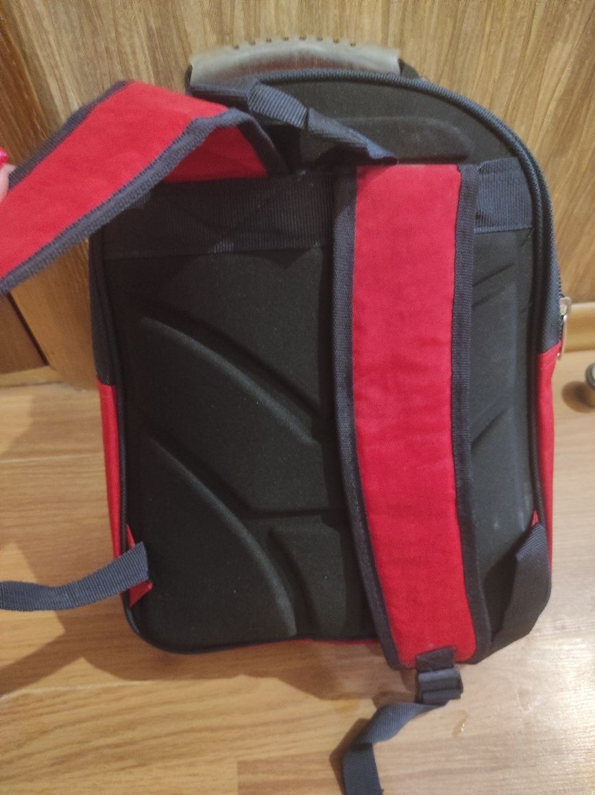 Рюкзак школьный (новый) с ортопедической спинкой